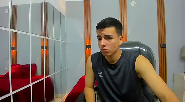 hot boy x18 online show from 02-26-25, 05:28