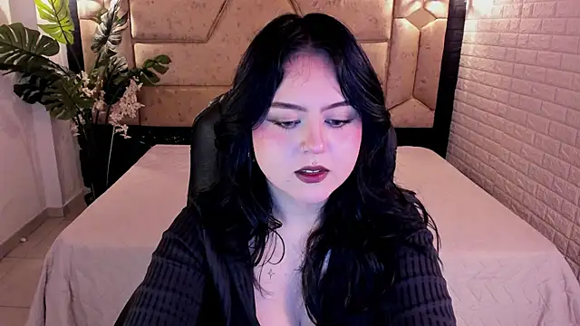 crimson tati  online show from 06-10-26, 05:07