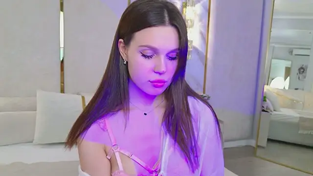 RihannaRose online show from 04-02-26, 05:10