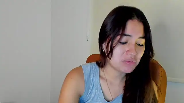 Snapshot of AriaMontgomery chatting on 01-30-25, 11:13 AriaMontgomery online show from 01-30-25, 11:13