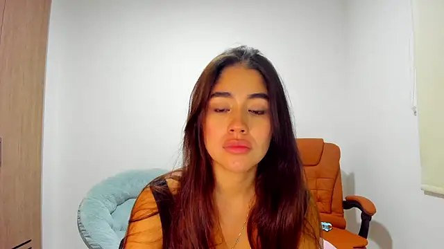 Snapshot of AriaMontgomery chatting on 02-23-25, 10:17 AriaMontgomery online show from 02-23-25, 10:17