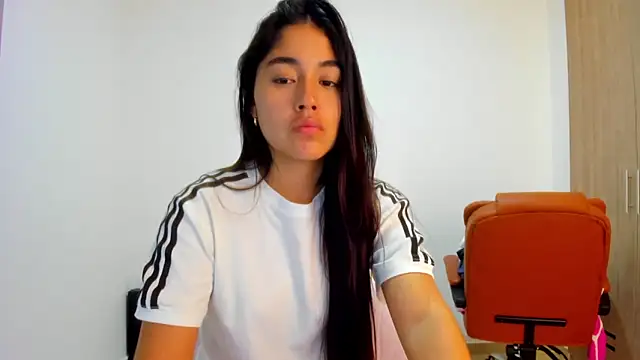 AriaMontgomery online show from 04-15-26, 04:19