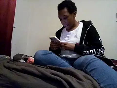 Snapshot of MsSapPhire500 chatting on 12-23-24, 02:02 MsSapPhire500 online show from 12-23-24, 02:02