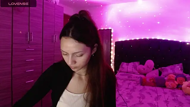 holy juli online show from 10-13-25, 03:39