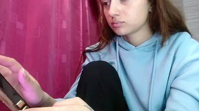 holy juli online show from 02-28-26, 04:02