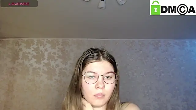 Snapshot of holy_michela chatting on 12-05-24, 02:31 holy michela online show from 12-05-24, 02:31