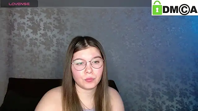 Snapshot of holy_michela chatting on 01-24-25, 06:46 holy michela online show from 01-24-25, 06:46