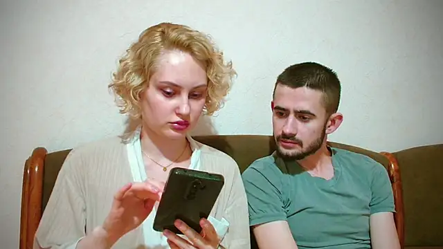 Snapshot of Sweet__Daddy chatting on 01-15-25, 02:17 Sweet Daddy online show from 01-15-25, 02:17