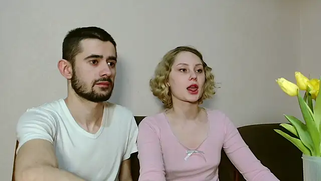 Snapshot of Sweet__Daddy chatting on 03-10-25, 09:07 Sweet Daddy online show from 03-10-25, 09:07