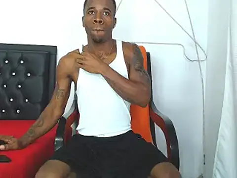 Snapshot of Damian_hart_24CM chatting on 03-10-25, 04:25 Damian hart 24CM online show from 03-10-25, 04:25