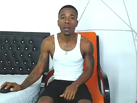 Snapshot of Damian_hart_24CM chatting on 03-15-25, 12:34 Damian hart 24CM online show from 03-15-25, 12:34