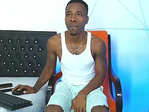 Snapshot of Damian_hart_24CM chatting on 03-16-25, 11:27 Damian hart 24CM online show from 03-16-25, 11:27