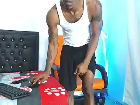 Snapshot of Damian_hart_24CM chatting on 03-22-25, 03:31 Damian hart 24CM online show from 03-22-25, 03:31