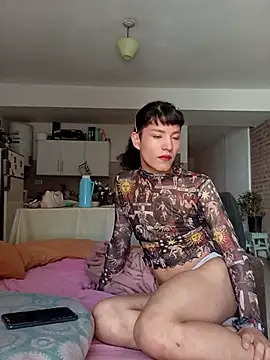 LaCristinatrans online show from 09-25-25, 04:32