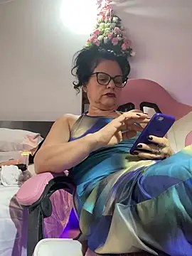 Sharongirl07 online show from 02-15-26, 12:25