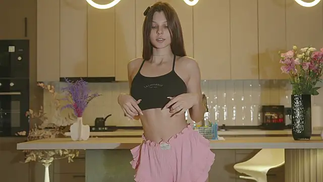 Snapshot of whisper_of_love chatting on 11-04-25, 02:10 whisper of love online show from 11-04-25, 02:10