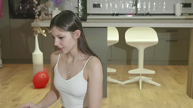 Snapshot of whisper_of_love chatting on 11-24-25, 02:22 whisper of love online show from 11-24-25, 02:22