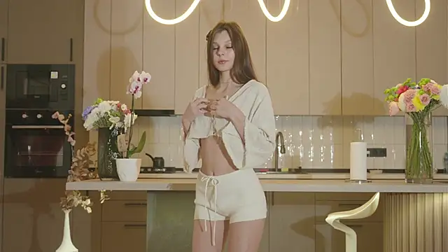 Snapshot of whisper_of_love chatting on 11-25-25, 02:11 whisper of love online show from 11-25-25, 02:11