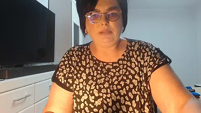 Amandamuller1982 online show from 05-19-26, 10:49