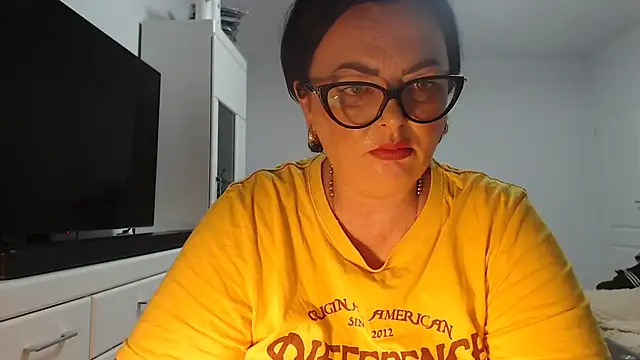 Amandamuller1982 online show from 07-27-26, 08:05