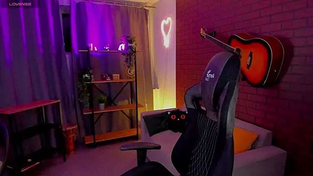 Sharon Evansi online show from 01-04-25, 09:32