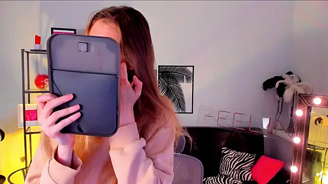 Sharon Evansi online show from 03-15-25, 11:19