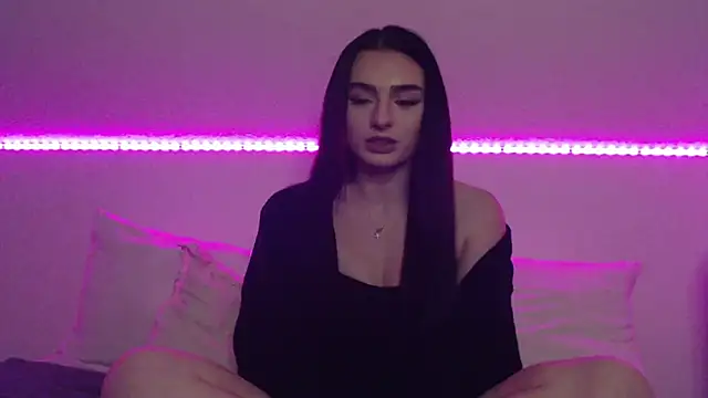 AdelinaAlia online show from 02-17-25, 07:31