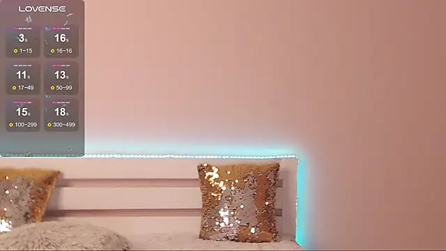 AureliaNoir  online show from 12-19-24, 08:13