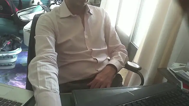 shyfrenchcock1 online show from 04-21-26, 03:07