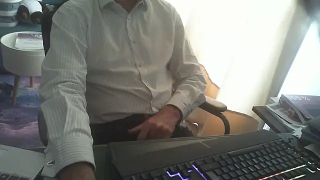shyfrenchcock1 online show from 06-16-26, 01:03