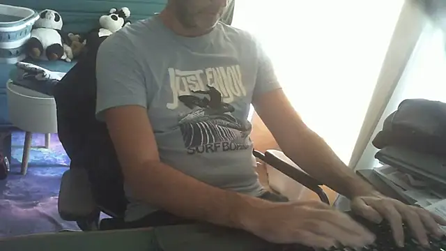 shyfrenchcock1 online show from 06-20-26, 11:57