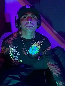 SkinnyHot444 online show from 01-15-25, 10:17