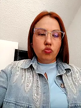 VIOLETA-25  online show from 02-15-25, 09:59