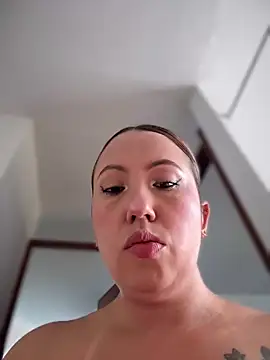 VIOLETA-25  online show from 02-13-26, 02:57