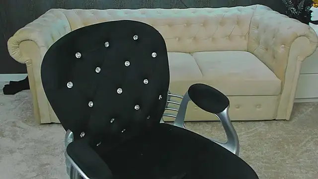 Snapshot of anemarieejolie chatting on 02-14-25, 08:26 anemarieejolie online show from 02-14-25, 08:26