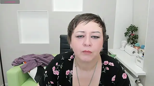 Dolorys online show from 12-08-24, 05:29