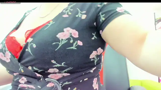 Snapshot of Dolorys chatting on 12-29-24, 06:35 Dolorys online show from 12-29-24, 06:35