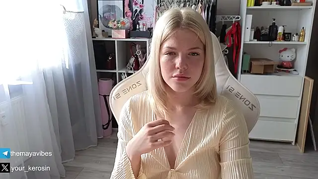 Maya Rave online show from 06-11-26, 03:59