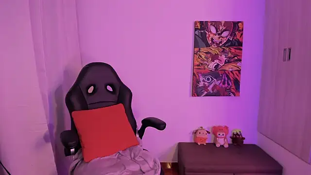 haanna thompsoon online show from 11-20-25, 04:34