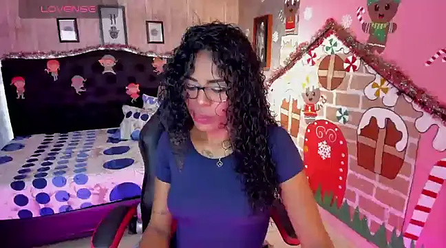 Edelaine rogers online show from 12-26-24, 08:21