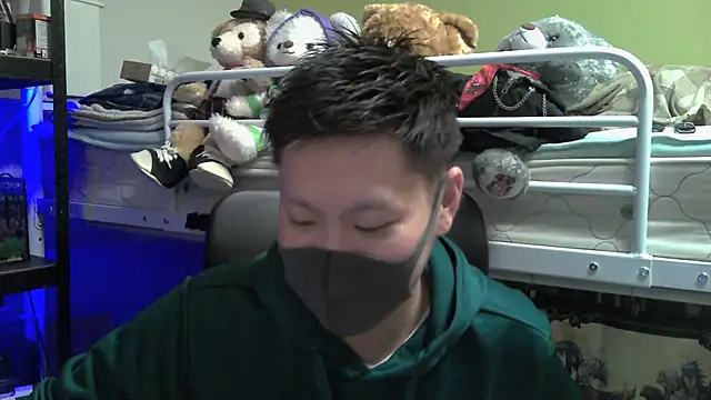 Owl1216 online show from 12-30-24, 01:47