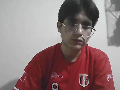 Snapshot of HardDick2 chatting on 06-15-26, 08:05 HardDick2 online show from 06-15-26, 08:05