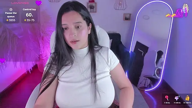 Pamela cheverry online show from 12-22-25, 03:58