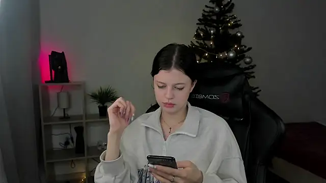 Este Glen online show from 12-22-24, 02:17