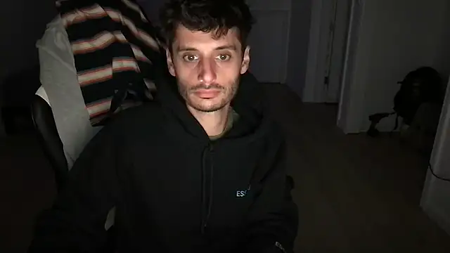 Snapshot of Dylansd chatting on 11-01-25, 08:38 Dylansd online show from 11-01-25, 08:38