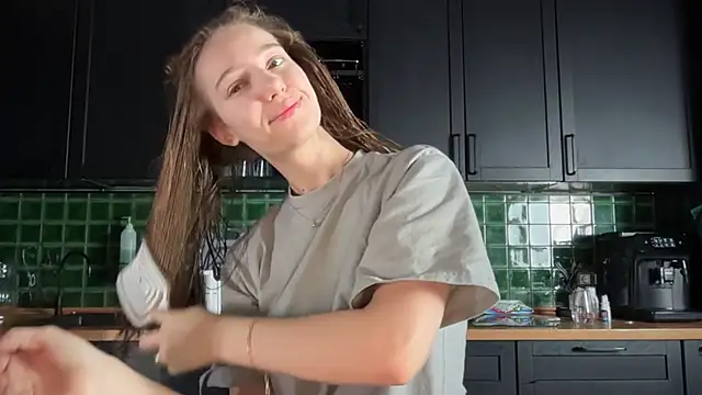 solar bella online show from 02-26-26, 04:33