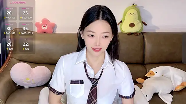 Yilin1999 online show from 02-20-25, 10:04