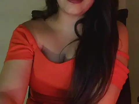 Snapshot of diva-22 chatting on 07-28-26, 03:21 diva-22 online show from 07-28-26, 03:21