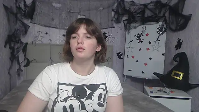 StaceyLex online show from 10-21-25, 05:30