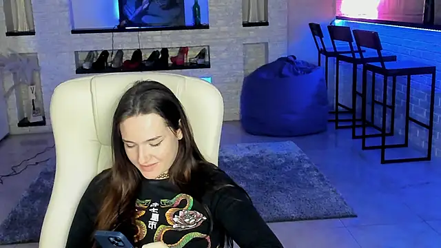 LisaElfy online show from 01-29-25, 03:58